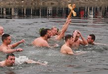 Марко Панић победник је овогодишњег пливања за Часни крст у Зајечару (ФОТО) Богојављење у Зајечару 19.01.2019.