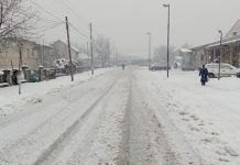 СНЕЖНЕ ПАДАВИНЕ ЋЕ ПОТРАЈАТИ ДО СУБОТЕ Чупићева улица — Зима