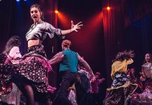 Мјузикл „ЦИГАНИ ЛЕТЕ У НЕБО” у зајечарском Народном позоришту Мјузикл „Цигани лете у небо”