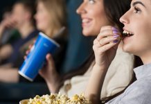 Богат филмски викенд за све љубитеље седме уметности у Центру за културу у Kотлујевцу Девојка једе кокице — Биоскоп