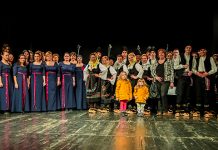 У зајечарском театру синоћ је одржан хуманитарни концерт за малог Немању Јовановића (ФОТО) Хуманитарни програм за малог Немању Јовановића