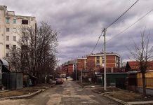 Данас у већем делу земље облачно са кишом, понегде суснежица и снег Kоторска улица