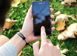 Прва мобилна камера од 52 MPx + optika ф/1.4 Smartphone — Sony