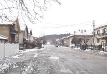 Зајечар освануо под снегом, током дана смена сунца и облака Улица Ивана Милутиновића