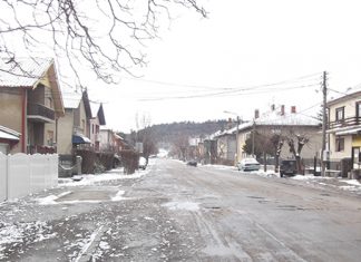 Зајечар освануо под снегом, током дана смена сунца и облака Улица Ивана Милутиновића