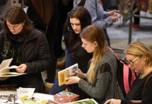 Лагунина продајна изложба у библиотеци „Светозар Марковић” у Зајечару Продаја књига