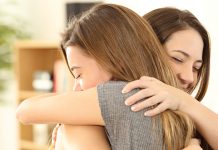 Данас су Беле покладе – дан за опраштање, сутра почиње пост Срећне девојке се грле на каучу