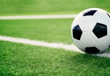 Зона „Исток” — 20. коло Фудбалска лопта на фудбалском терену