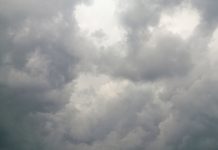 Данас облачно и тмурно, највиша дневна око 16 степени Тамни облаци — Облачно време