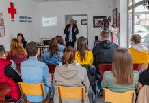 У Црвеном крсту Зајечар организовано предавање за волонтере Црвени крст Зајечар — Предавање за волонтере