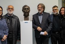 ТРАДИЦИЈА ОБЕЛЕЖАВАЊА ДАНА РОЂЕЊА ЗОРАНА РАДМИЛОВИЋА ПОДИГНУТА НА ВИШИ НИВО: Откривена биста великог глумца Обележавање дана рођења Зорана Радмиловића и откривање његове бисте