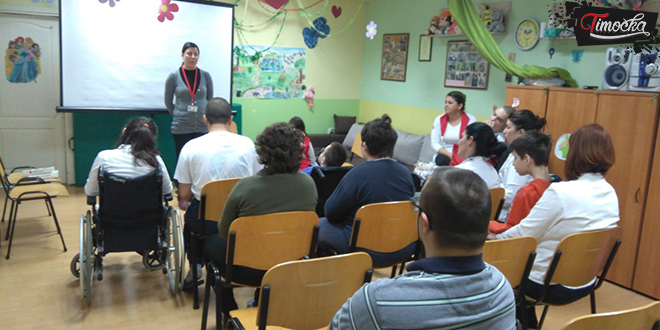 Волонтери Црвеног крста Зајечар &mdash; Предавање за децу из &bdquo;Облутка&rdquo; у Зајечару