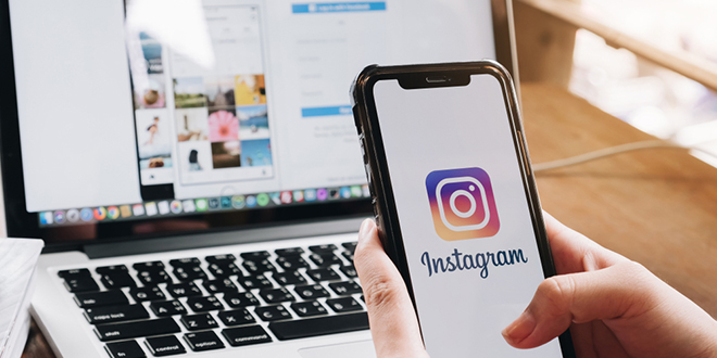 Instagram на мобилном телефону и рачунару Instagram на мобилном телефону и рачунару