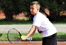 Јанко Младеновић победник Летњег првенства Источне Србије у тенису Јанко Младеновић — Летње првенство Источне Србије у тенису