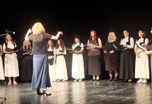 Одржан концерт етно и духовне музике у зајечарском позоришту Концерт етно и византијске музике