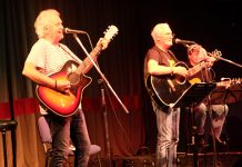 „Влада и Бајка” синоћним концертом одушевили зајечарску публику Концерт групе „Влада и Бајка”