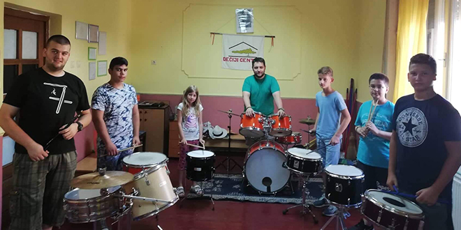 „Дечији центар” Зајечар — Полазници школе бубњева „Дечији центар” Зајечар — Полазници школе бубњева