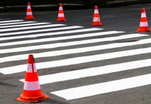 Обележавање хоризонталне сигнализације у Зајечару — не паркирати возила 7. јула у улици Светозара Марковића Обележавање пешачког прелаза