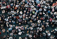 Сајам запошљавања у Зајечару и Књажевцу Група људи, поглед из ваздуха