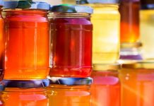 Друштво пчелара „Тимок” Зајечар: Продајна изложба пчелињих производа и опреме Мед у теглама