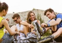 КРУГ ЗДРАВЉА У КОТЛУЈЕВЦУ: Ролеријада и бициклијада 26. октобра Млади људи на ролерима