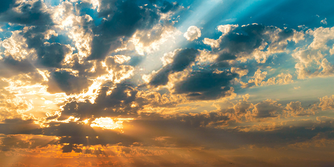 Небо, облаци и сунце