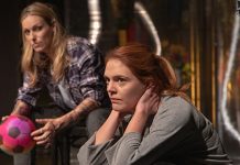 Неготинска публика наградила громким аплаузом представу „Петра” Представа „Петра”