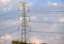 Радови на далеководу: Сутра без струје три зајечарска села Далековод