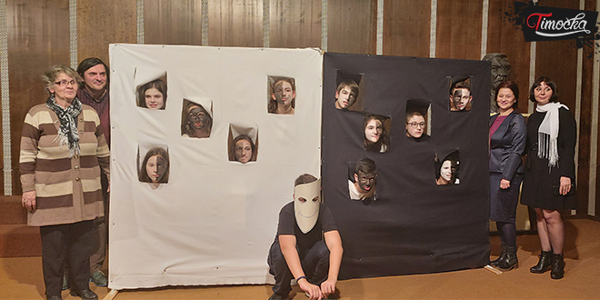 Перформанс „Стоп – може и другачије” у Зајечару Перформанс „Стоп – може и другачије” у Зајечару