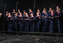 Градско певачко друштво „Стеван Мокрањац” из Зајечара наступа у Неготину Градско певачко друштво „Стеван Мокрањац” Зајечар