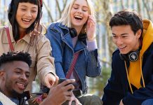 JBL: Слушалице на соларну енергију које раде бесконачно JBL REFLECT Eternal — Self-Charging Wireless Headphones