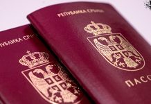 Малолетним држављанима Србије и Црне Горе за прелазак граница ових земаља неопходан пасош или лична карта Српски пасоши