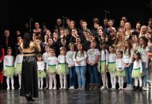 Обележен Светски дан хорског певања у зајечарском позоришту (ФОТО) Светски дан хорског певања у Зајечару