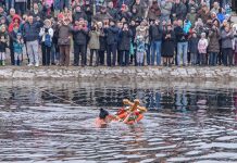 Ивана Милојковић победница пливања за Часни крст у Зајечару (ФОТО) Богојављење у Зајечару