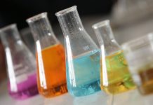 На часу хемије: Апликација информише које су хемикалије безбедне за мешање Хемикалије