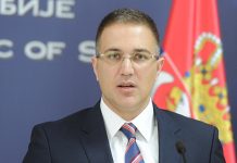 Стефановић: Регистарске таблице се не мењају након истека рока од девет година од дана издавања Небојша Стефановић — Одлука о мењању регистарских таблица