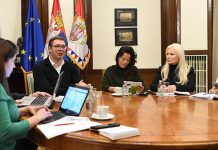 Вучић: Бринем за Зајечар и сву енергију посвећујем довођењу инвеститора! Председник Републике Србије Александар Вучић — Одговарање на питања грађана