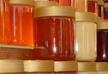 Акција „Тегла меда за помоћ најстаријим суграђанима у борби против корона вируса” Тегле са медом