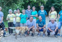 Најстарији грађани Зајечара вечерњом шетњом обележили завршетак пројекта „Осветљење Сунчане стазе” на Краљевици (ФОТО) Завршетак пројекта „Осветљење Сунчане стазе” на Краљевици у Зајечару — Вечерња шетња