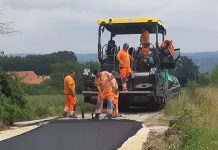 Бор: Наставља се уређење путне мреже у сеоским месним заједницама Бор: Уређење путне мреже у сеоским месним заједницама