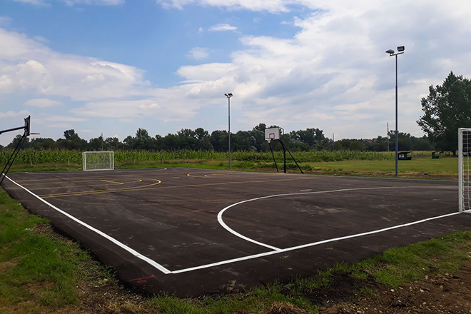 Завршени радови на адаптацији отвореног спортског терена у Звездану