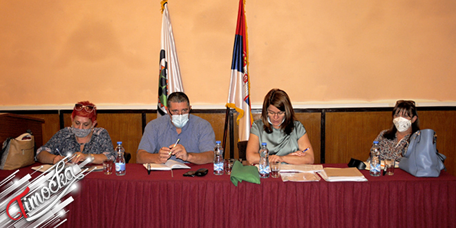 Едукативни састанак о спречавању афричке куге свиња у општини Неготин