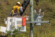 Радови на нисконапонској мрежи: Мештани Ласова данас без струје Електричари раде на електричној мрежи