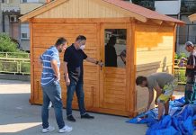 Бошко Ничић обишао радове на изградњи „Робне пијаце“ у Зајечару Градоначелник Зајечара Бошко Ничић — Обилазак радова на изградњи "Робне пијаце" у Зајечару