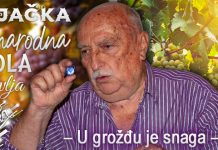 Рајачка народна школа здравља: У грожђу је снага Рајачка народна школа здравља: У грожђу је снага