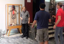 У Зајечару почело снимање документарног филма о Зорану Радмиловићу под називом „Глумчина” Снимање документарног филма о Зорану Радмиловићу — „Глумчина” — Прес-конференција