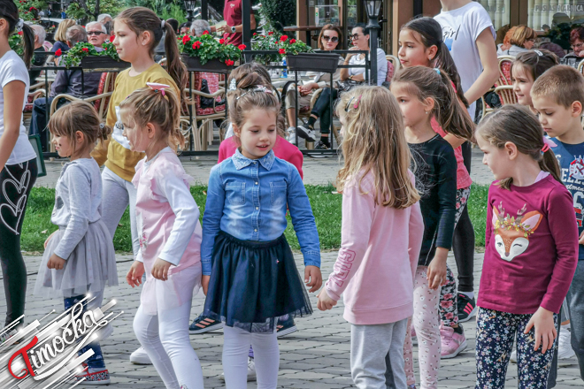 „Dečiji centar” Zaječar: Muzičko-scenski program povodom Dečije nedelje u Zaječaru