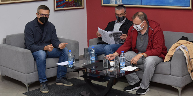 Okrugli Sto Umetnost Kao Terapija U Klubu Kulture U Kotlujevcu Cover