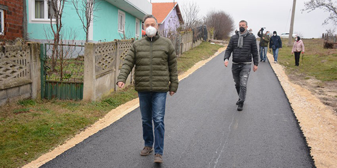 Gradonacelnik Zajecara Bosko Nicic Obilazak Infrastrukturnih Radova Nikolicevo I Belgijska Pruga