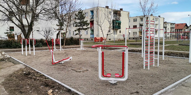 Teretana Na Otvorenom Naselje Kljuc III U Zajecaru